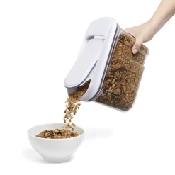 Boîte conservation céréales POP bec verseur 2,5L - Oxo