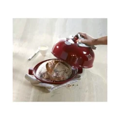 Cloche à pain maison rouge - Emile Henry