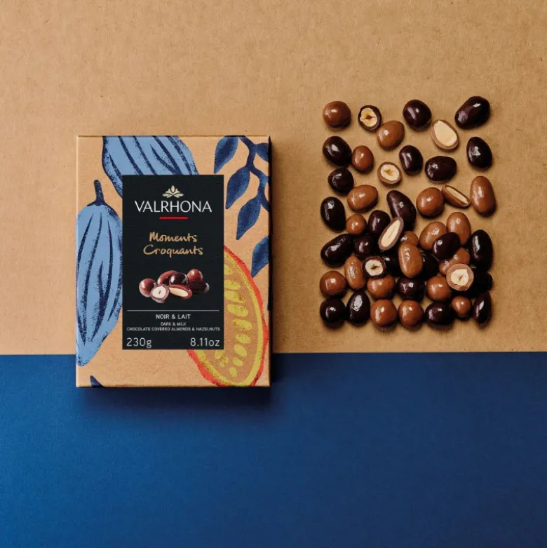 Coffret Amandes et Noisettes Enrobées Chocolat Noir et Lait - Valrhona