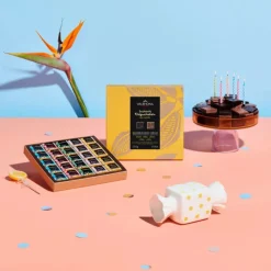 DDM Dépassée Coffret 50 Carrés Chocolat Noir et Lait - Valrhona