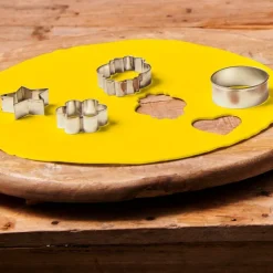 DDM Dépassée Rouleau Pâte à Sucre Jaune - Funcakes