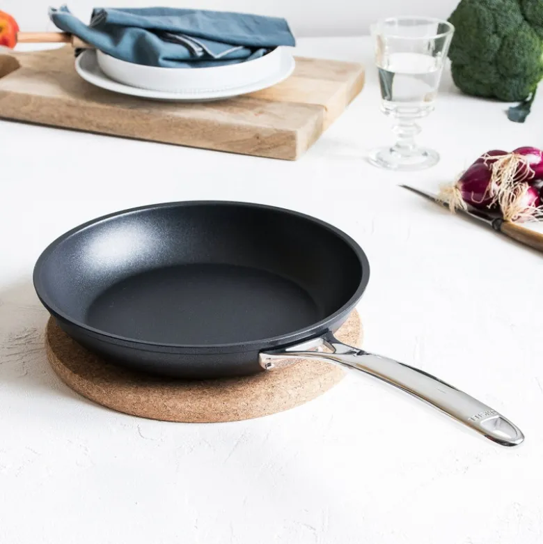 Poêle Castel Pro anti-adhésive 28cm - Cristel