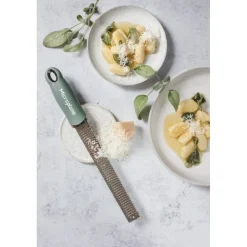Râpe zesteur Premium Vert Eucalyptus - Microplane